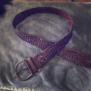 New braided brown leather belt. Size medium